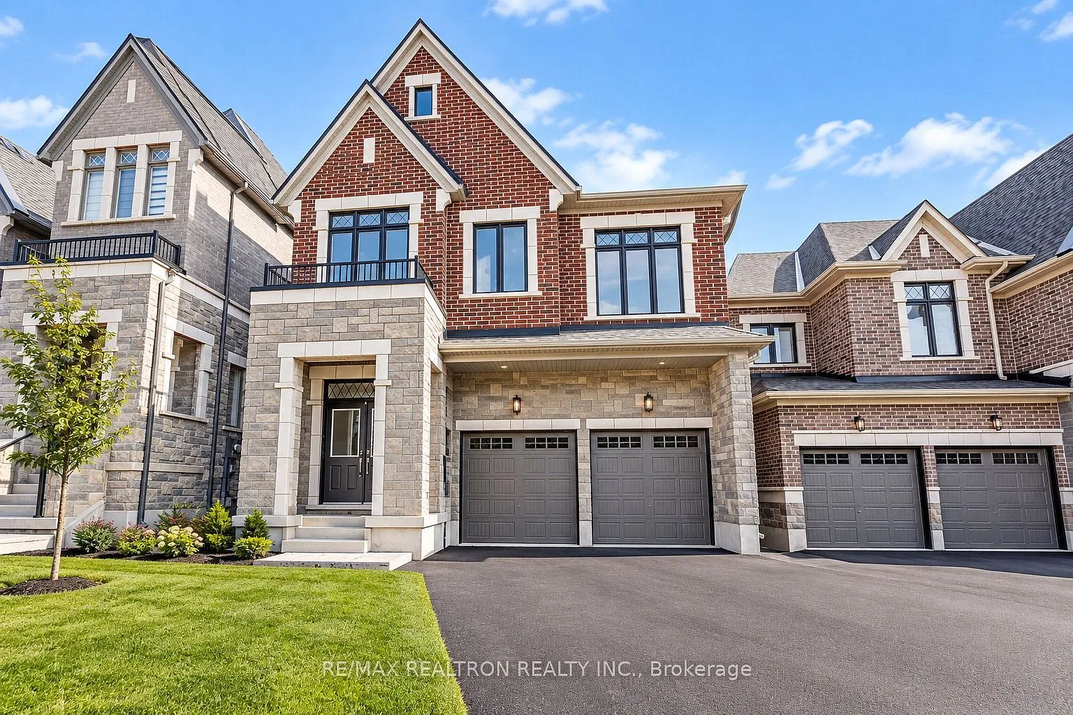4 bed, $3,700 — Photo 1
