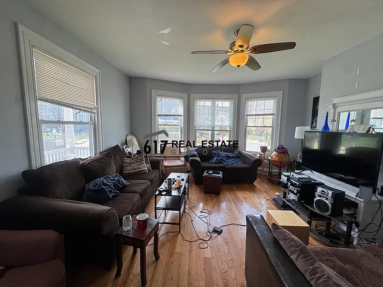 115 Franklin St — Photo 29