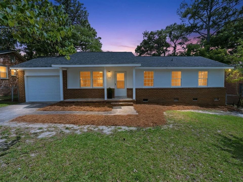 1st image of 124 Casbel Ct