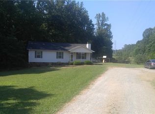 960 Ben Lee Rd, Thomasville, NC 27360