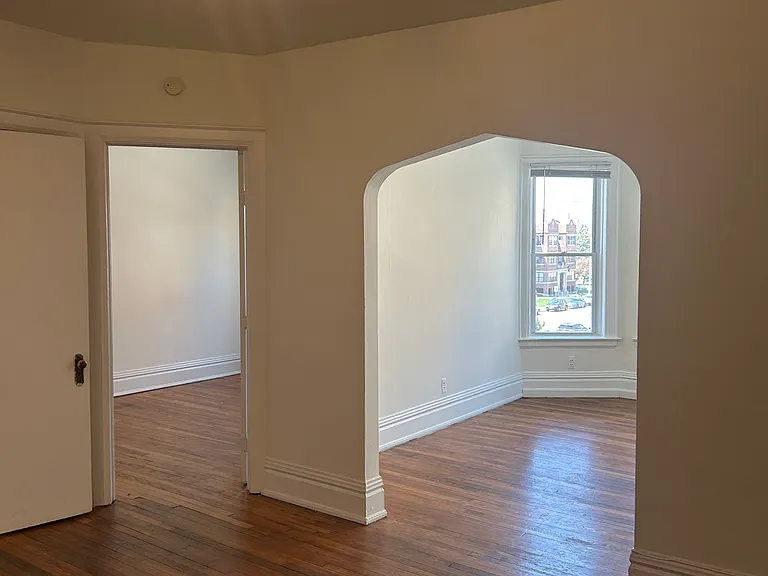 4762 2nd Ave #302 — Photo 24
