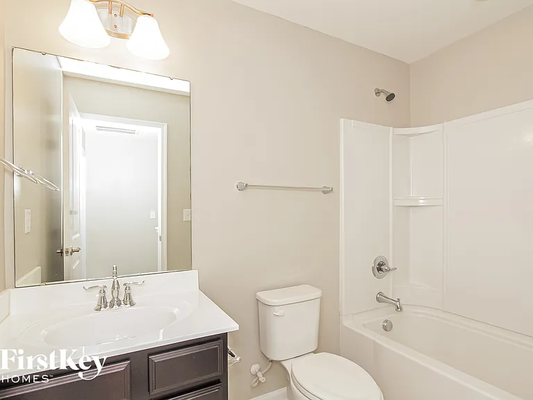 717 Rosegate Dr — Photo 14