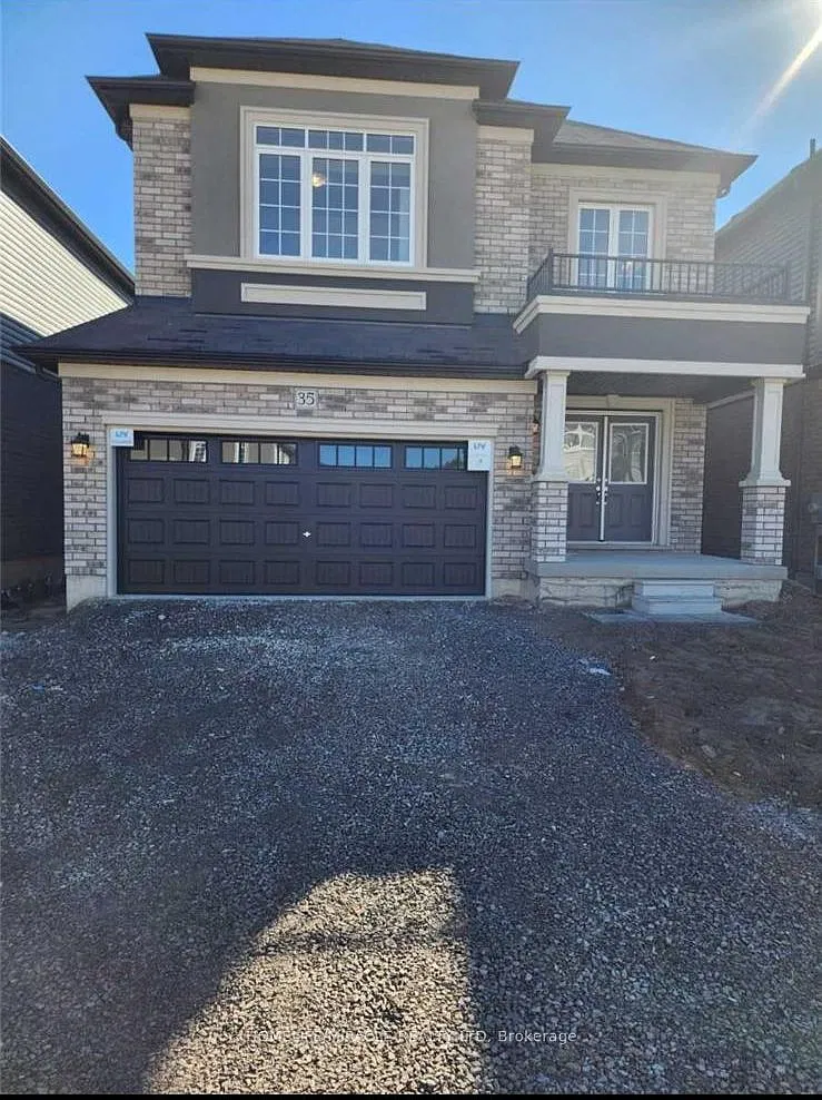 4 bed, $3,000 — Photo 1