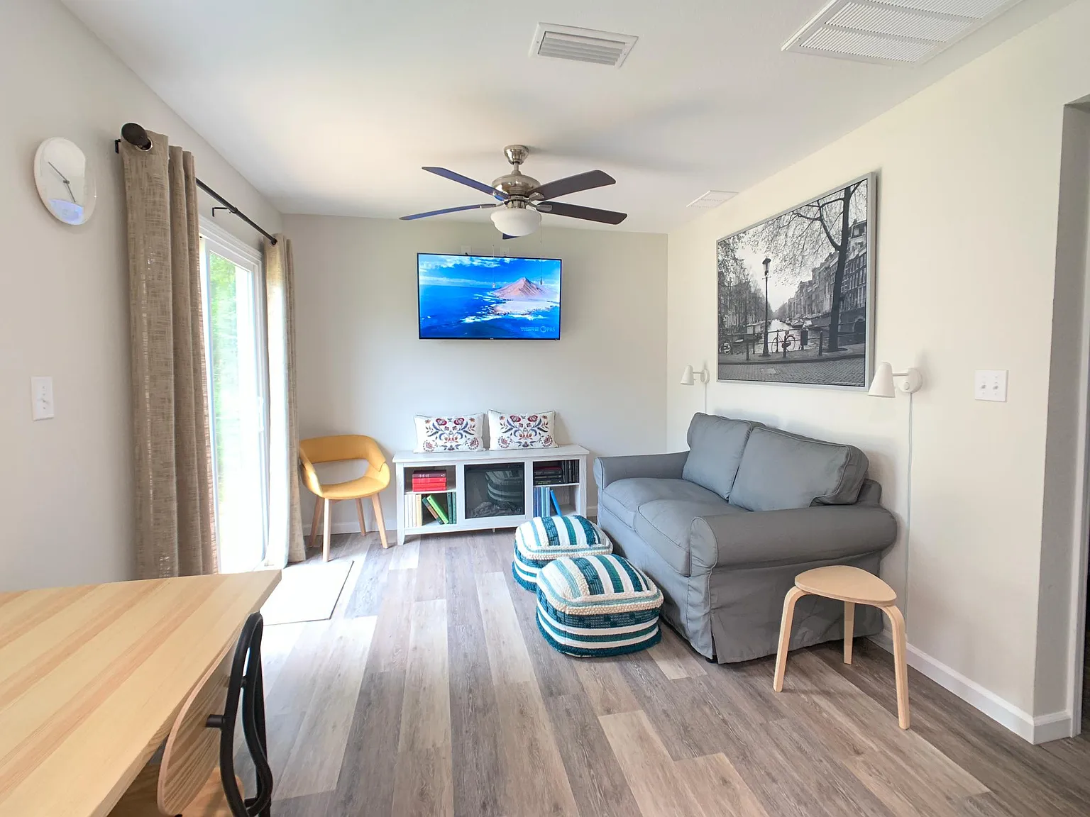 826 Gordon Ave — Photo 4