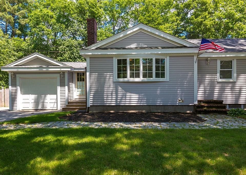 1st image of 74 Woodland Dr