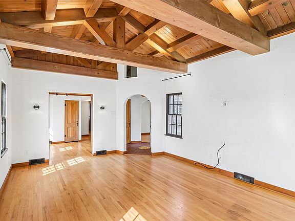 5th image of 6417 University Ave