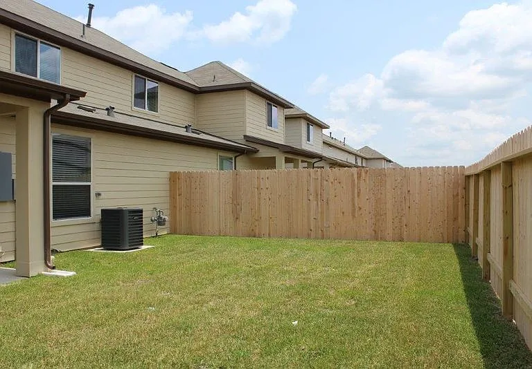 12251 Roy Mix Bohn Ln — Photo 13