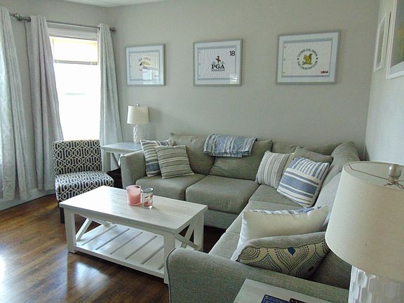 2nd image of 140 Newbury Ave #140