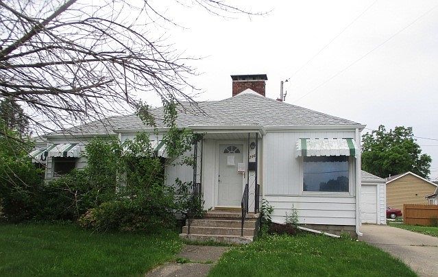 1st image of 236 E Lincoln Ave
