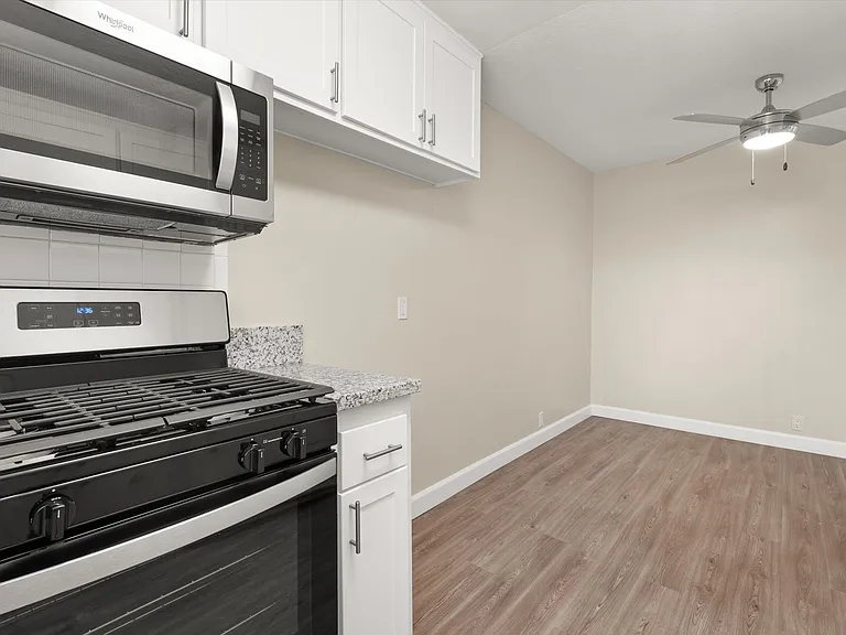 School Circle Apartments - Riverside, CA — Photo 82
