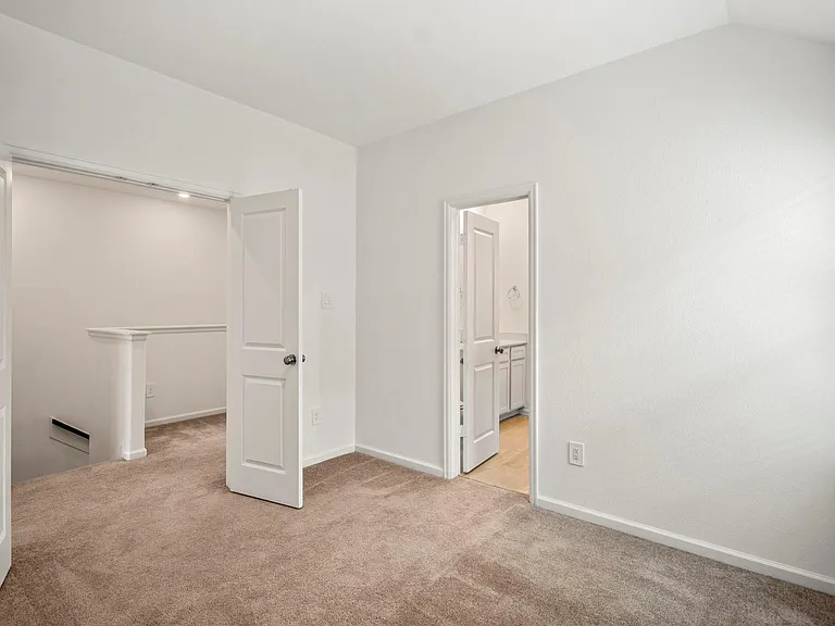 613 Royal Arch Dr — Photo 35