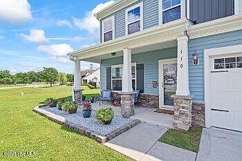 3rd image of 110 Coles Farm Dr