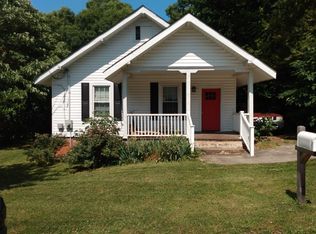 209 S 3rd St, Easley, SC 29640