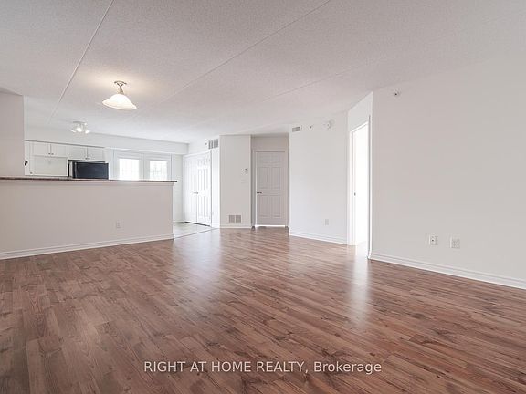 5th image of 1471 Maple Ave #302