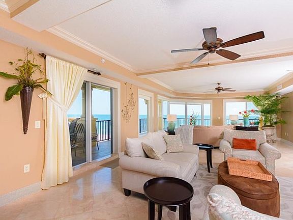 4th image of 19640 Gulf Blvd APT 401