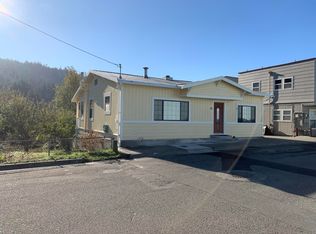 69 E Bridge St, Rio Dell, CA 95562