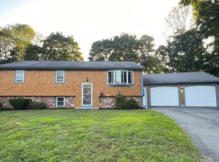 154 Brook St, Somerset, MA 02726