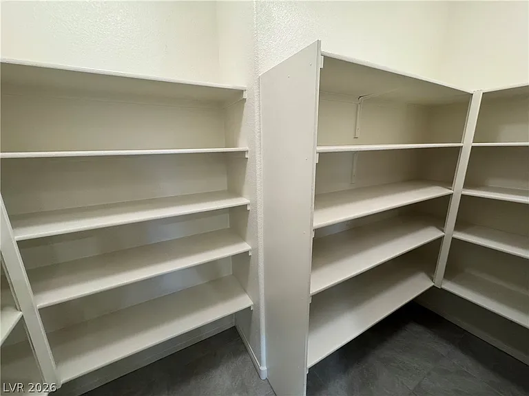 7318 Tunnel View Ct — Photo 10
