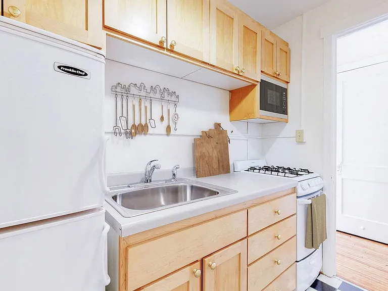 The Park Apartments — Photo 30