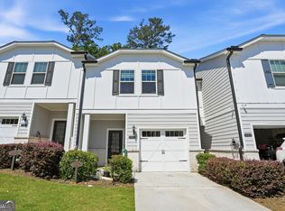 5652 Plain Field Ln, Lilburn, GA 30047