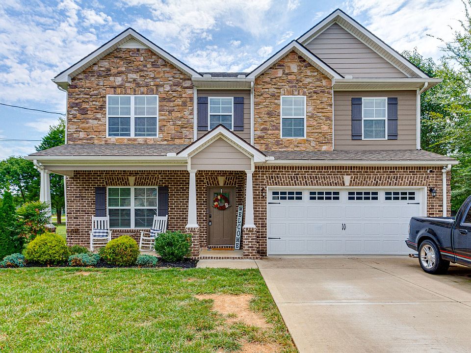 1st image of 901 W Sagefield Dr