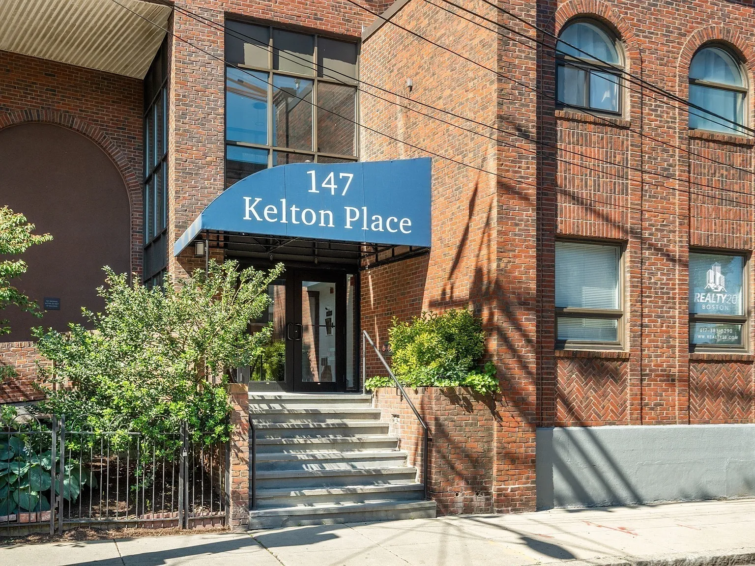 2 bed, 1440 sqft, $3,950 — Photo 1