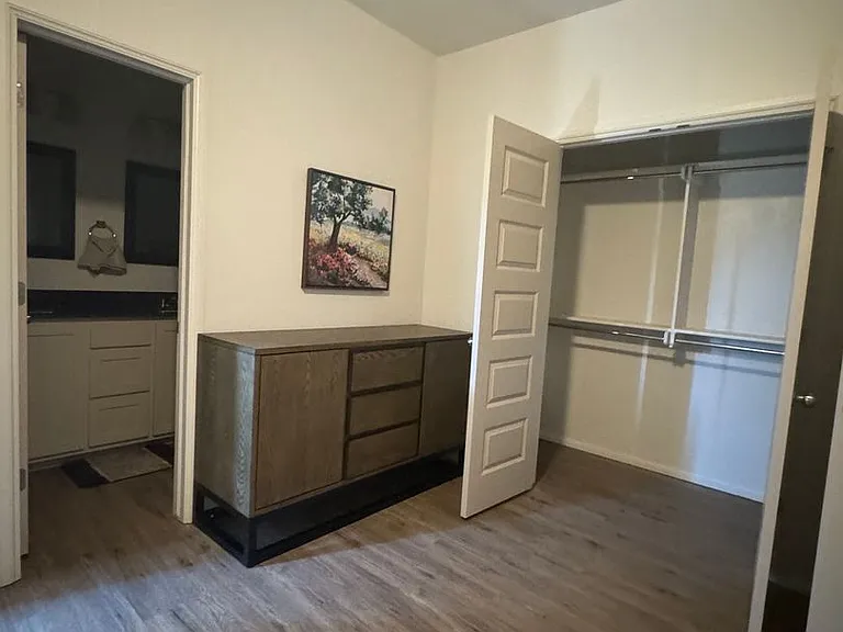 1323 SW Oklahoma Ave — Photo 12