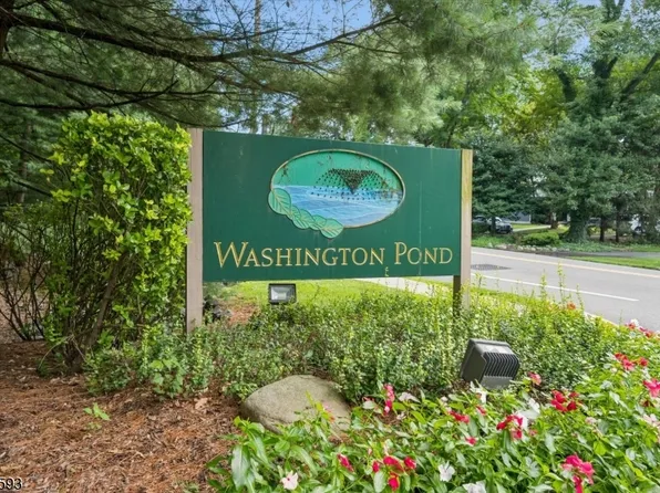300 Pond Ct, Washington Twp., NJ 07676