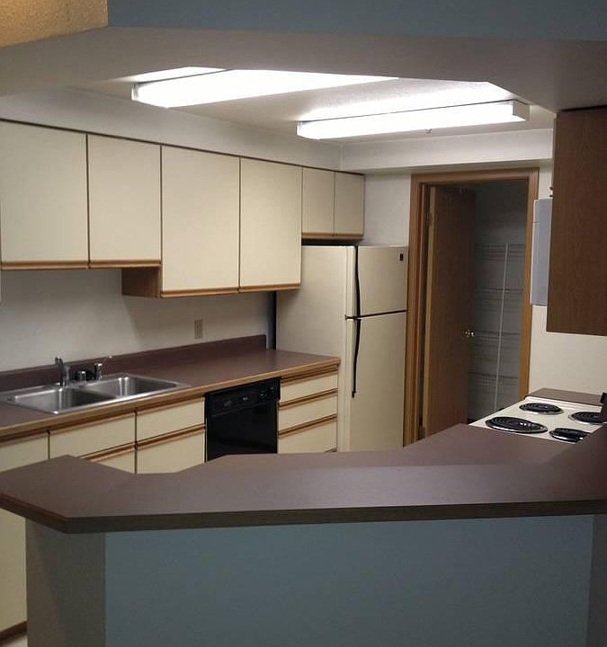 1st image of 9333 NE 120th St #208