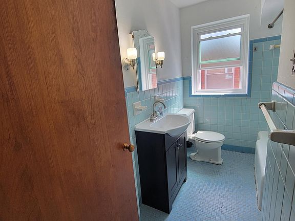 3rd image of 5847 Eichelberger St