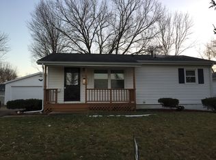 6125 Crestridge Ave SW, Cedar Rapids, IA 52404