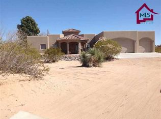 4030 Cholla Rd, Las Cruces, NM 88011