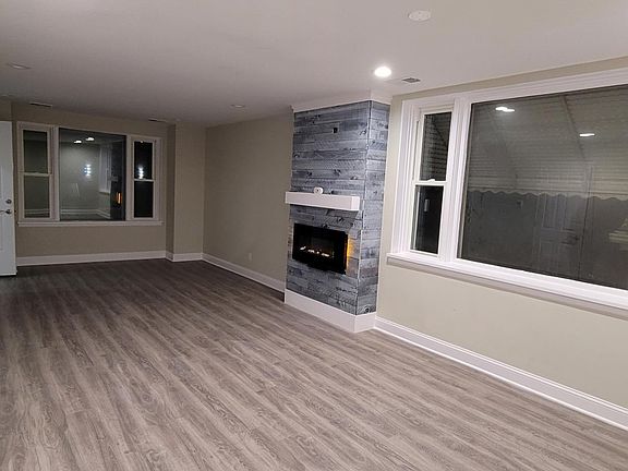 2nd image of 2306 S Oakley Ave #1