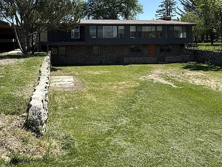 256 Hidden Valley Rd #B — Photo 1