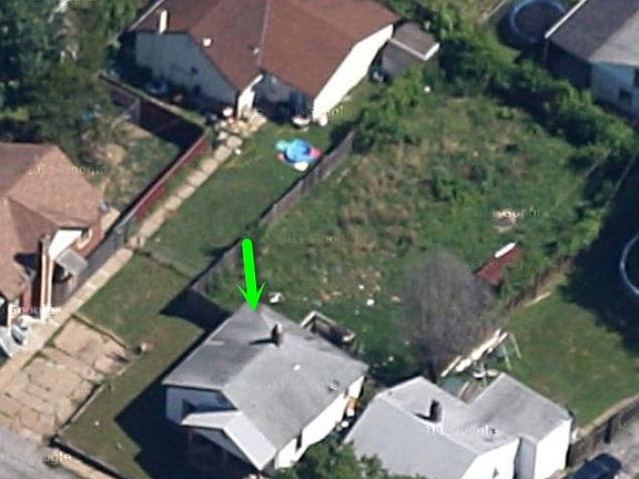 2nd image of 4015 Birchwood Pl