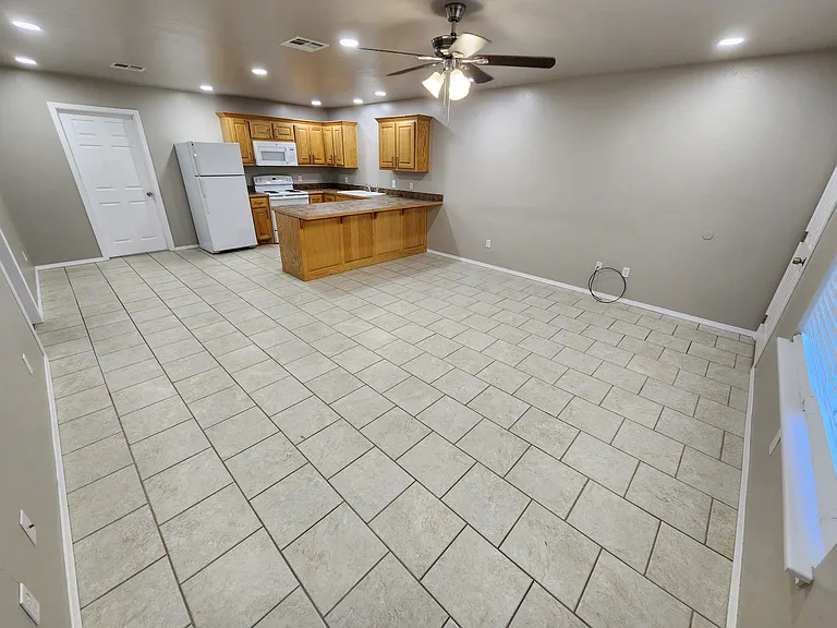 15400 County Road 3537 — Photo 3