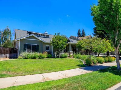 859 Reinman Ct, Oakdale, CA, 95361