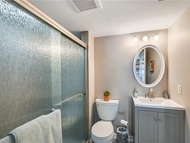 878 Meadowland Dr #4 — Photo 14