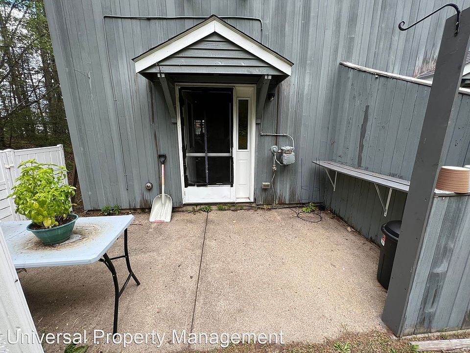 1st image of 1140 Eastman Rd #1