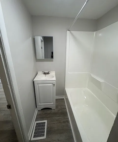 356 1/2 Apple St #1 — Photo 11