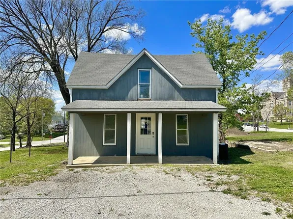 605 Monroe St, Trenton, MO 64683