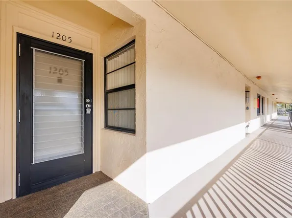 12300 Vonn Rd APT 1205, Largo, FL 33774