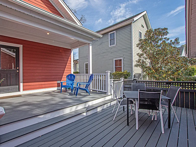 5174 Celtic Dr — Photo 2