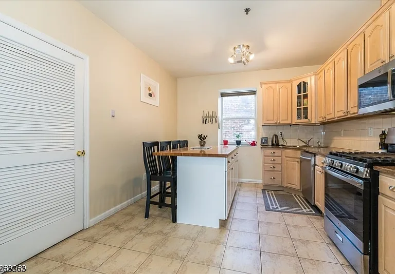 33-37 New York Ave #2A — Photo 14