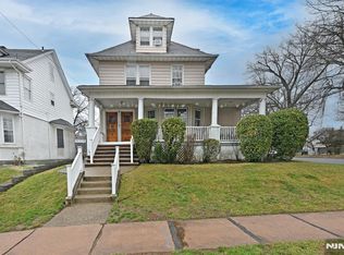 41 De Mott Ave, Clifton, NJ