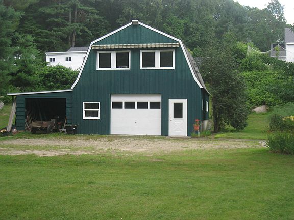 Detached barn with workshop and finished 2nd floor