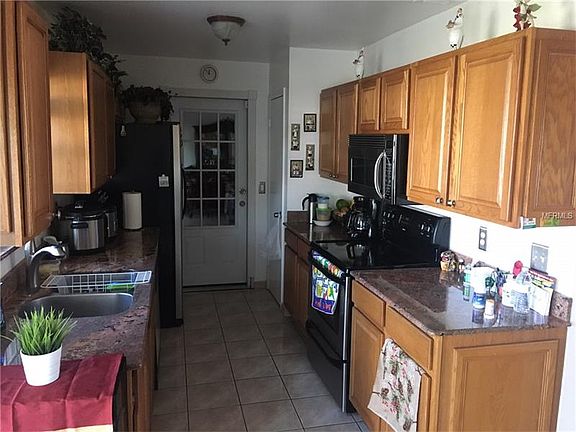 2nd image of 492 Floral Dr