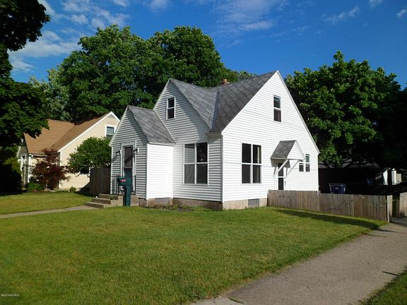 2nd image of 342 W 18th St