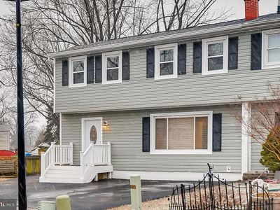 1056 Kings Rd, Pasadena, MD, 21122