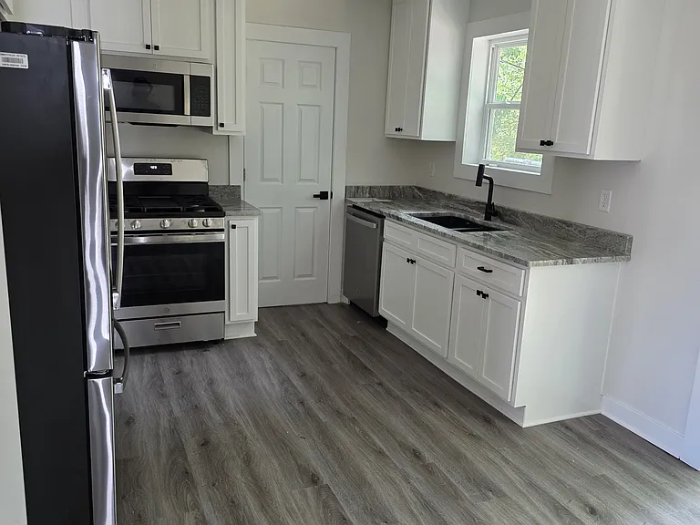 3402 Cliff Ave — Photo 16